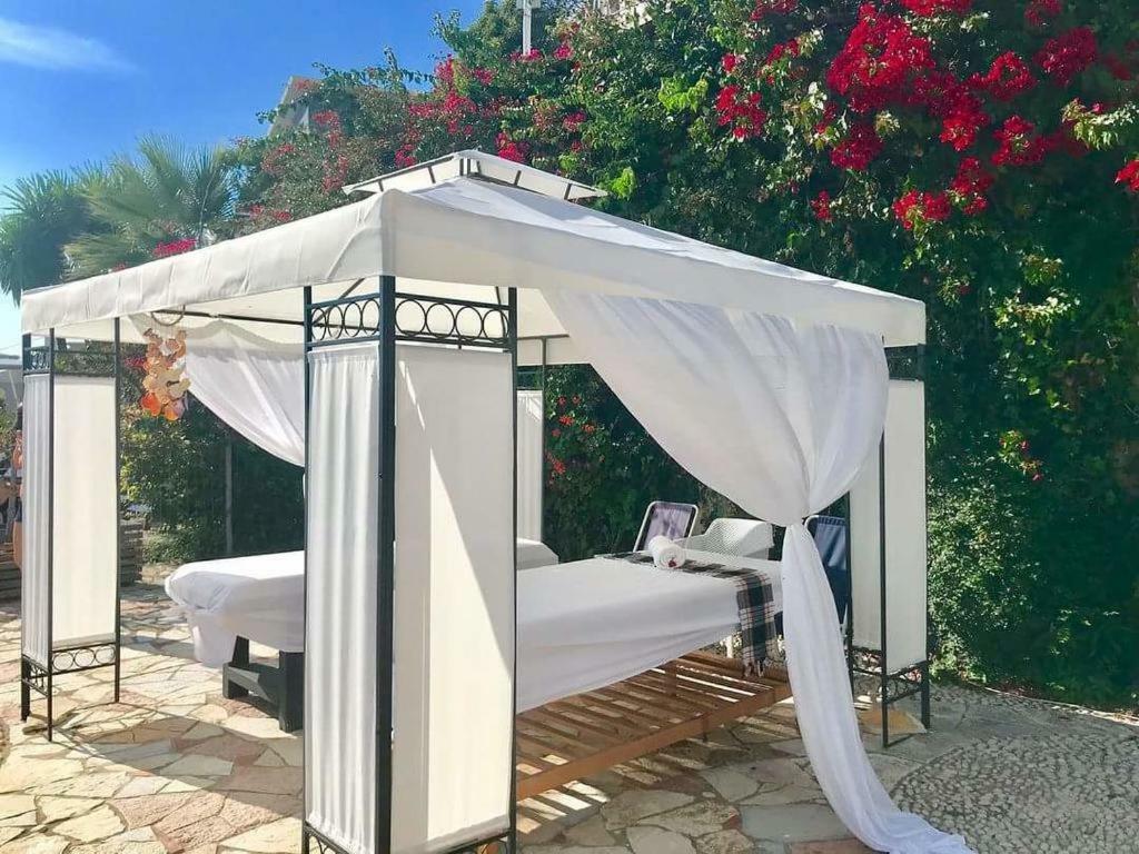 Luxury Diva Saranda Bougainville Eksteriør bilde